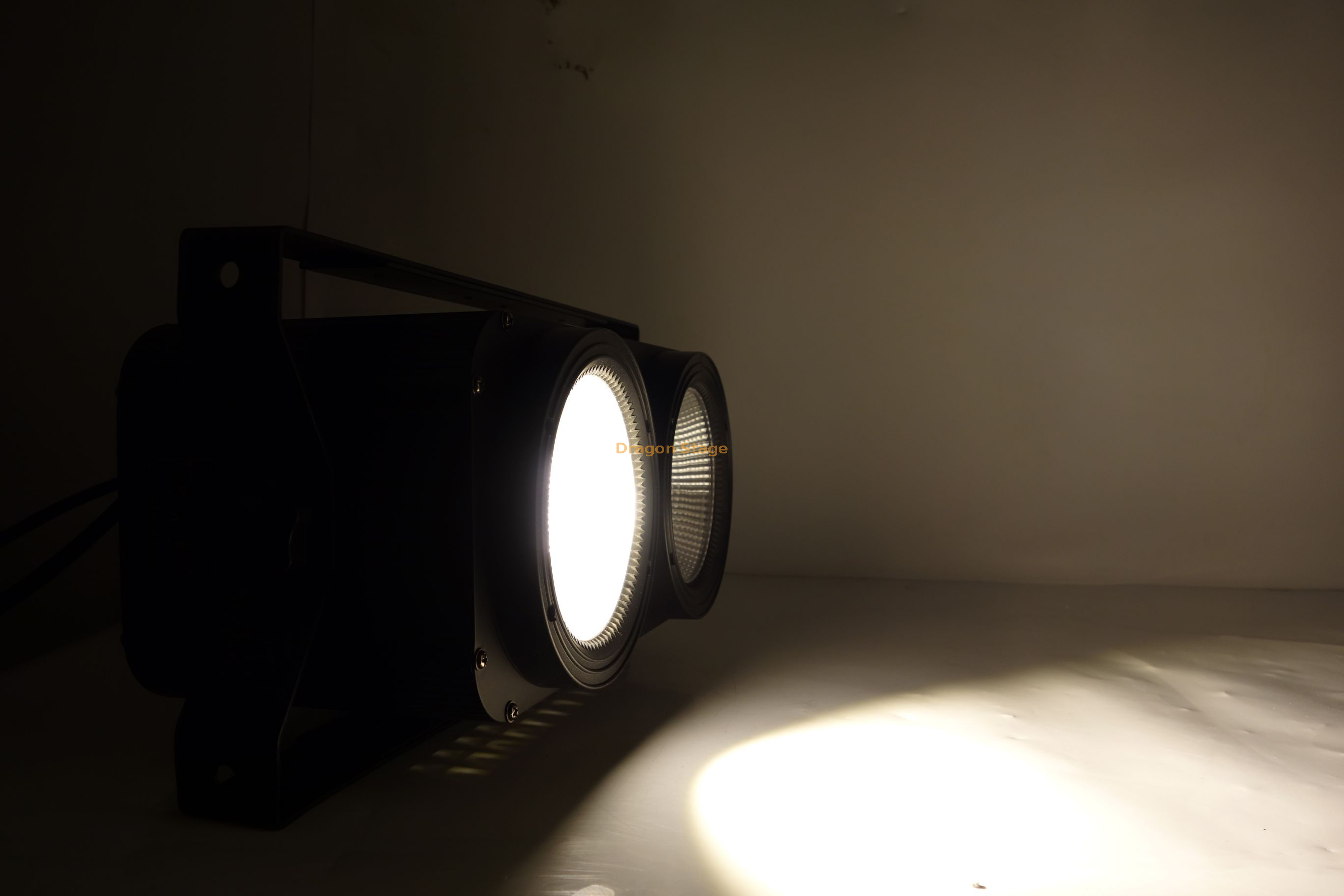 2只眼睛双色玉米棒表面光观众灯(5)